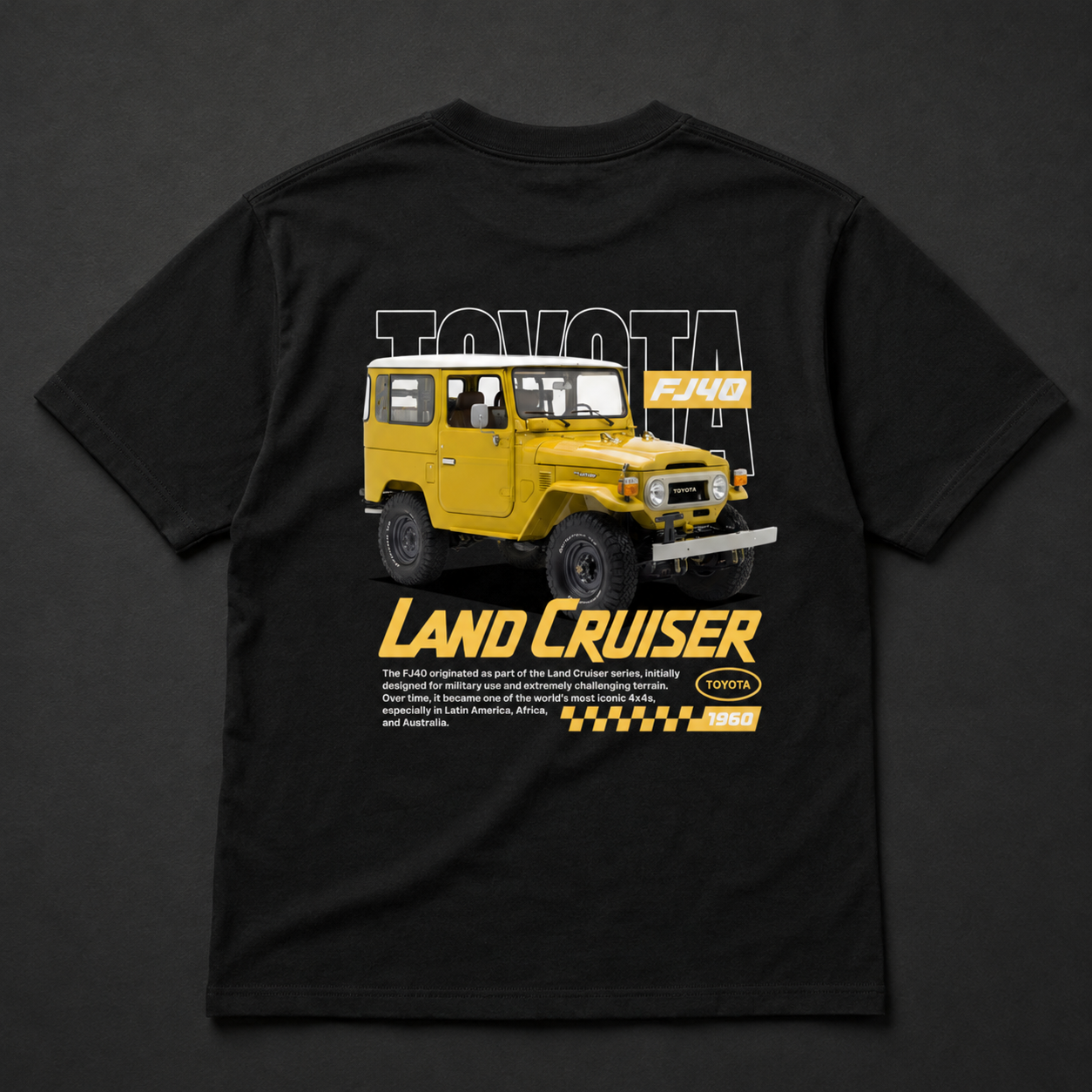 Polera negra Toyota Land Cruiser Serie 70 GXL con diseño automotriz trasero